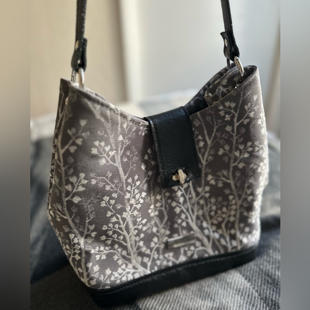 Satori silver Floral shoulder Bag